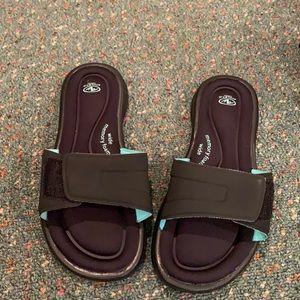 Memory foam sandal! Never worn